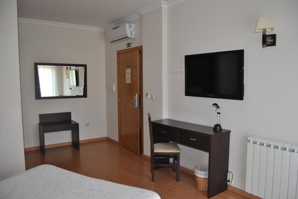 Hotel Covilha Jardim Екстериор снимка